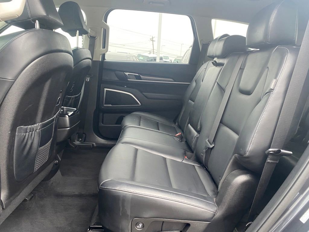 Used 2024 Kia Telluride LX image 23