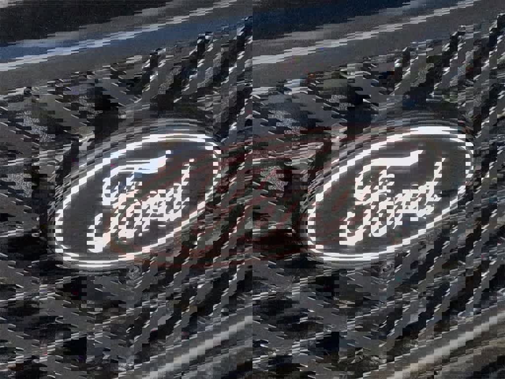 New 2025 Ford Maverick Lariat w/ Black Appearance Package image 12