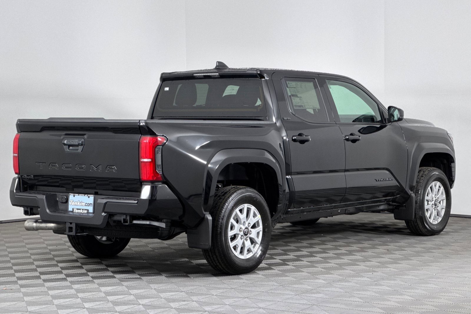 New 2025 Toyota Tacoma SR5 image 4