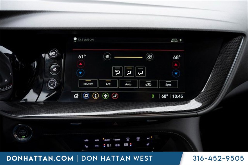 Used 2023 Buick Envision Essence image 9