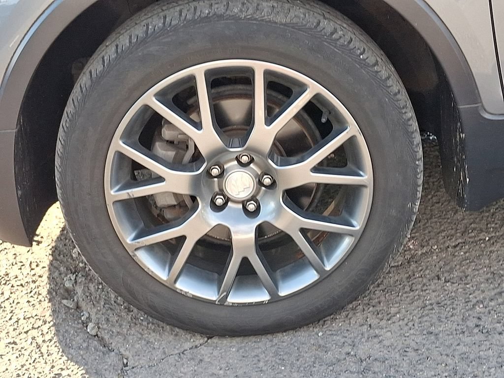 Used 2019 Buick Encore Sport Touring AWD/4WD image 32