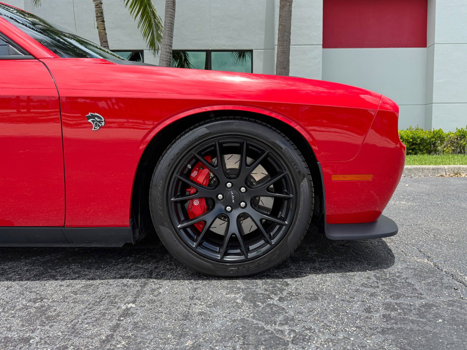 Used 2015 Dodge Challenger SRT Hellcat image 29