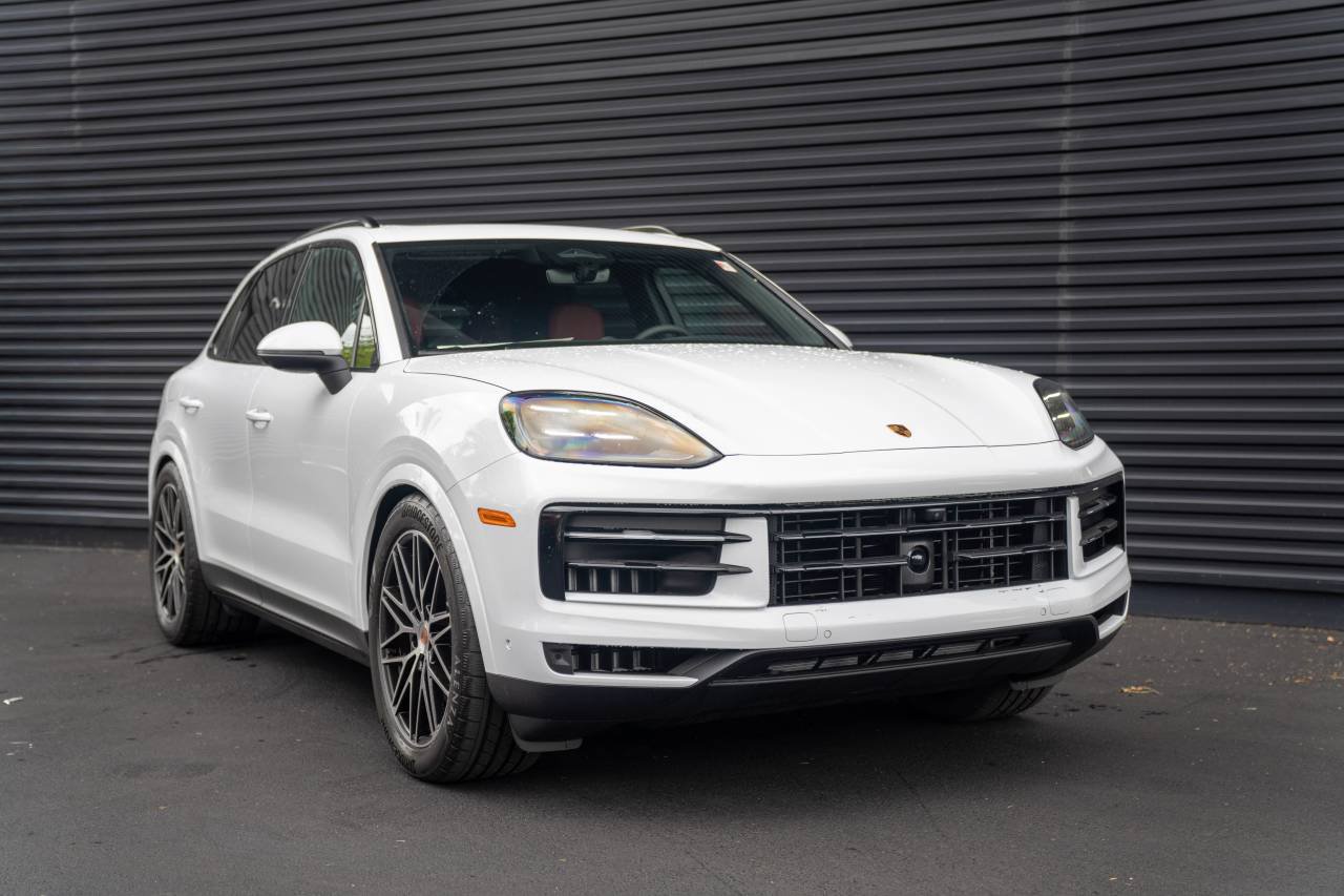 New 2026 Porsche Cayenne S AWD/4WD image 11