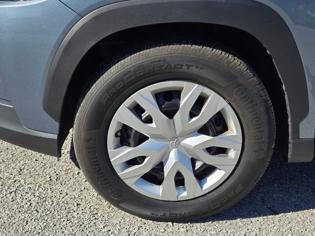 Used 2024 Toyota Corolla Cross L image 7