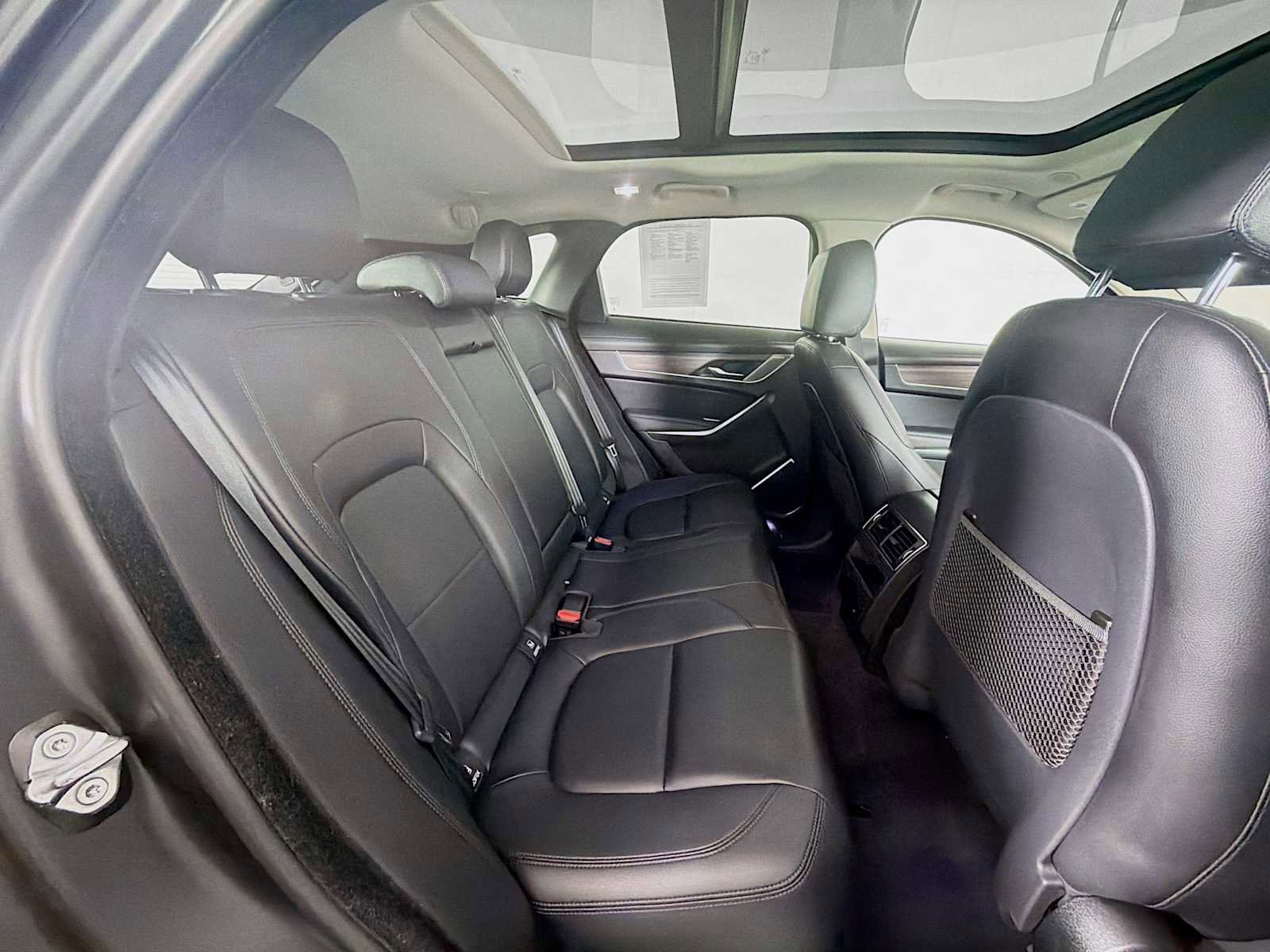 Used 2021 Jaguar F-PACE AWD/4WD image 28