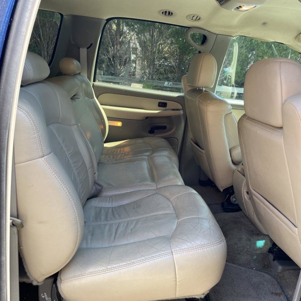 Used 2002 Chevrolet Suburban LT AWD/4WD image 20