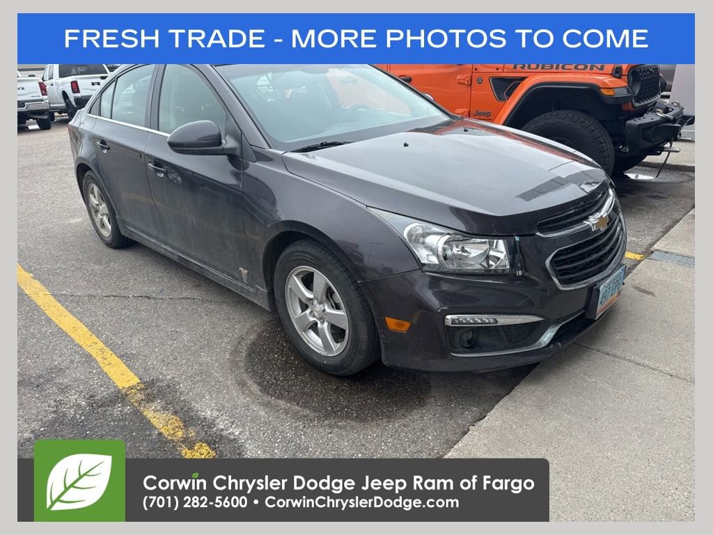 Used 2015 Chevrolet Cruze LT image 1
