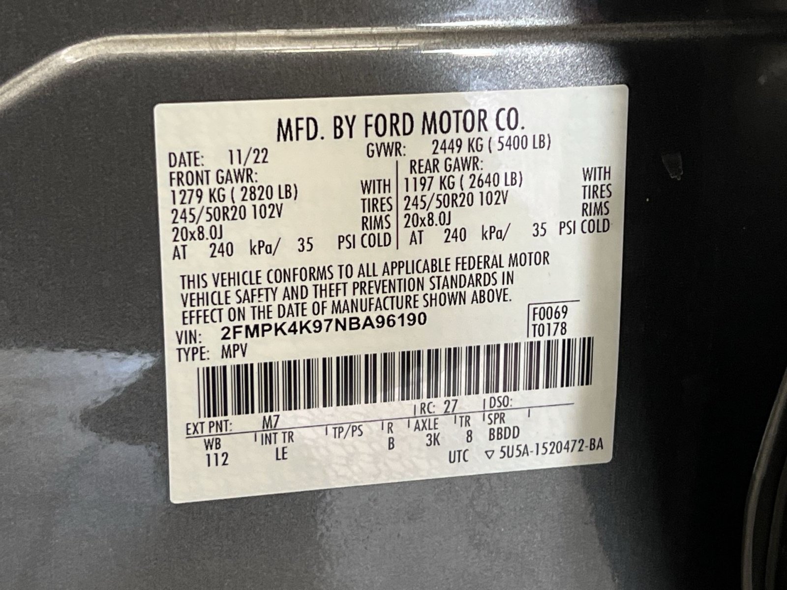 Used 2022 Ford Edge Titanium w/ Class II Trailer Tow Package AWD/4WD image 40