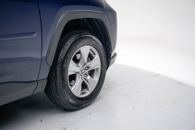 Used 2025 Toyota RAV4 XLE AWD/4WD image 16