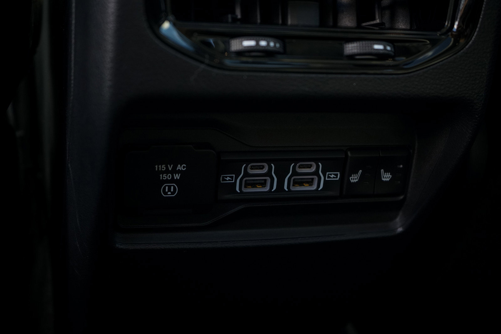 Used 2023 Jeep Grand Cherokee Limited w/ Black Appearance Package image 23