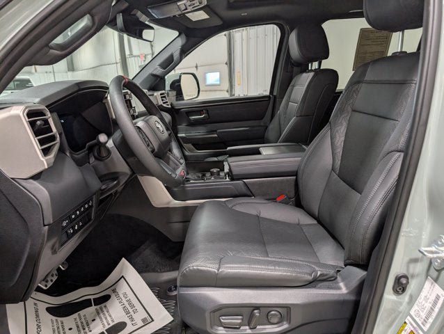 Used 2025 Toyota Sequoia 4WD image 16