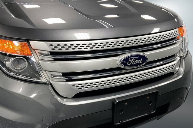 Used 2013 Ford Explorer XLT FWD image 28