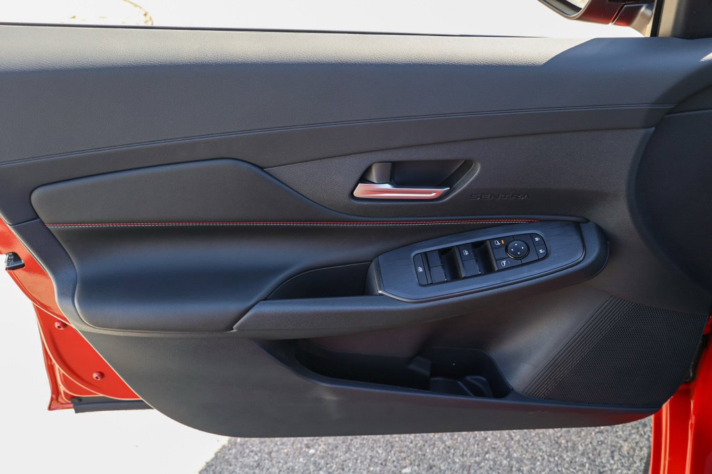 New 2027 Nissan Sentra SR FWD image 23
