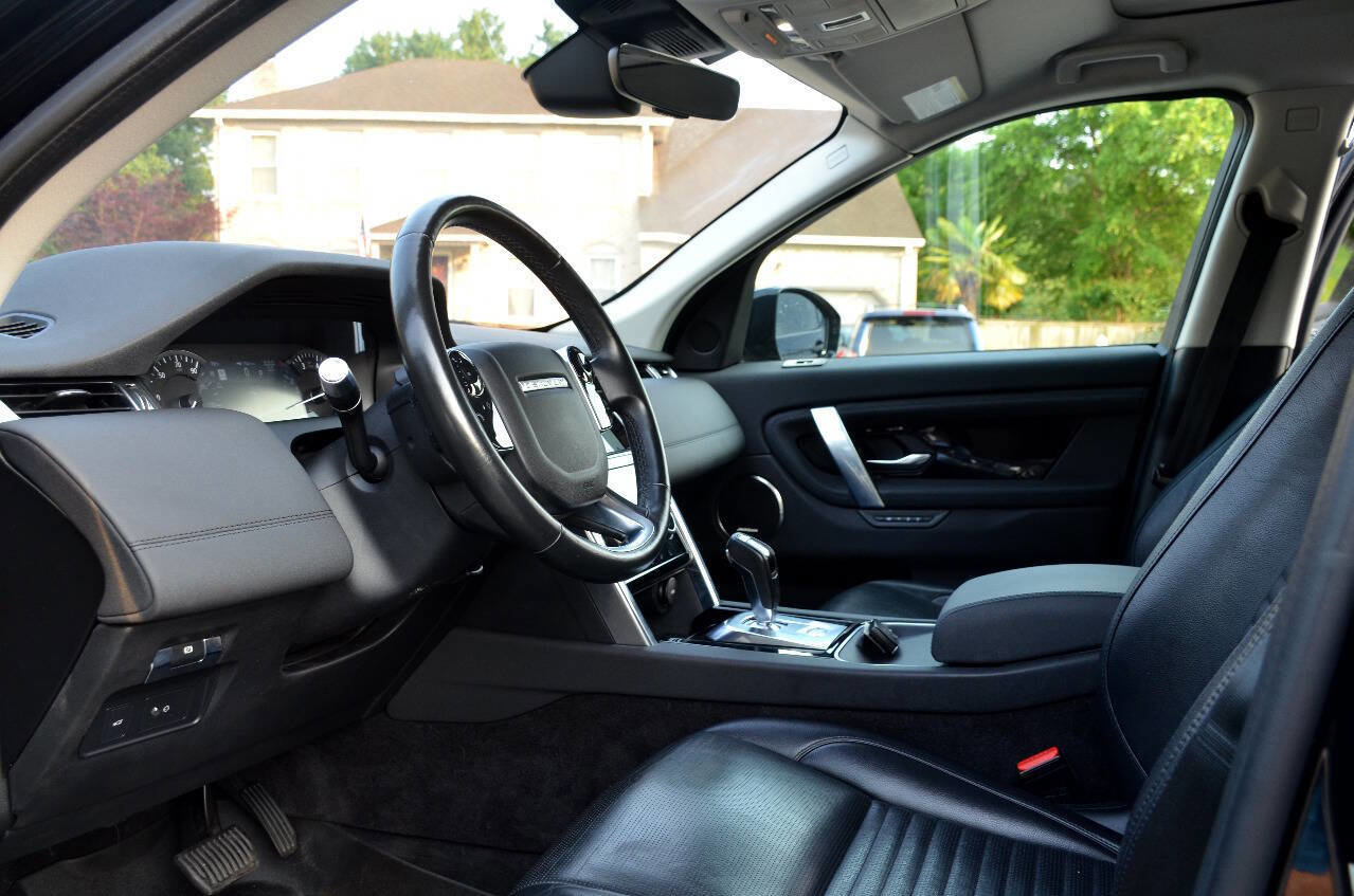 Used 2020 Land Rover Discovery Sport S image 15