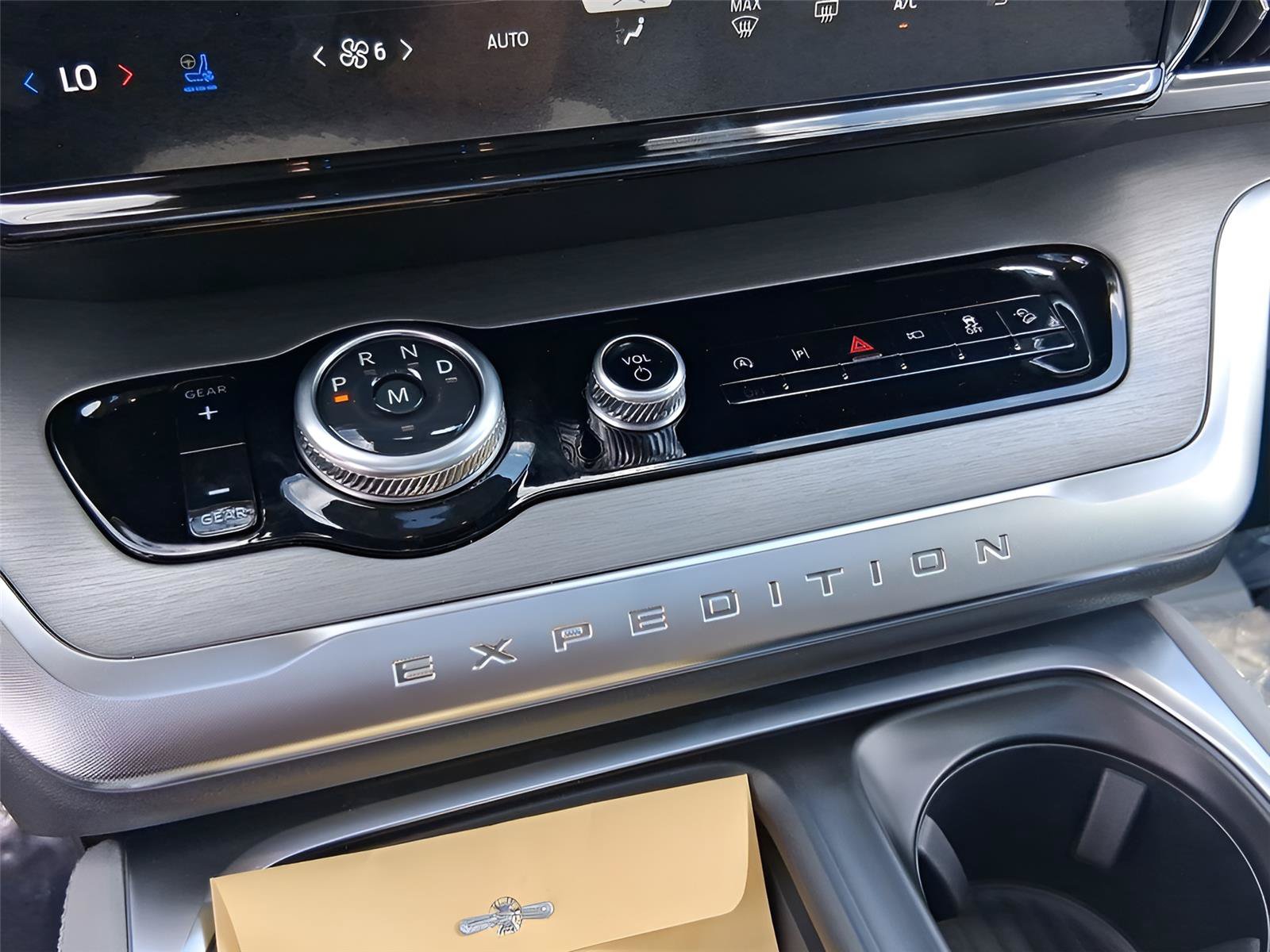 New 2027 Ford Expedition Max Platinum AWD/4WD image 24