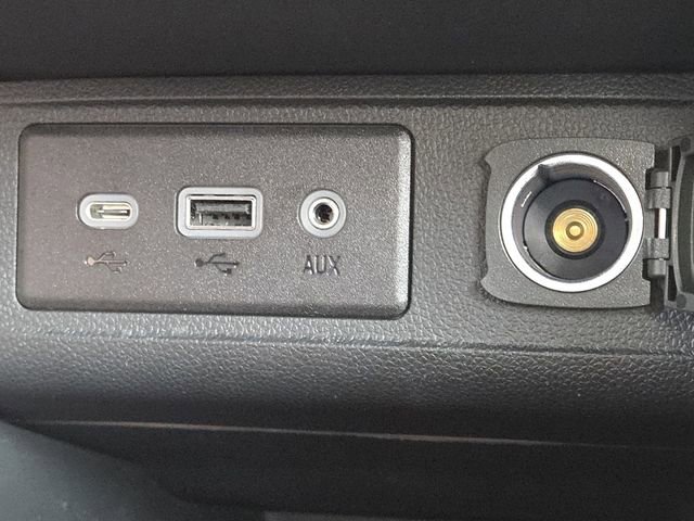 Certified 2023 Buick Encore GX Preferred w/ Cold Weather Comfort Package FWD image 7