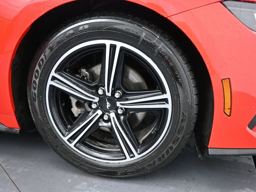 Used 2024 Ford Mustang Premium image 40