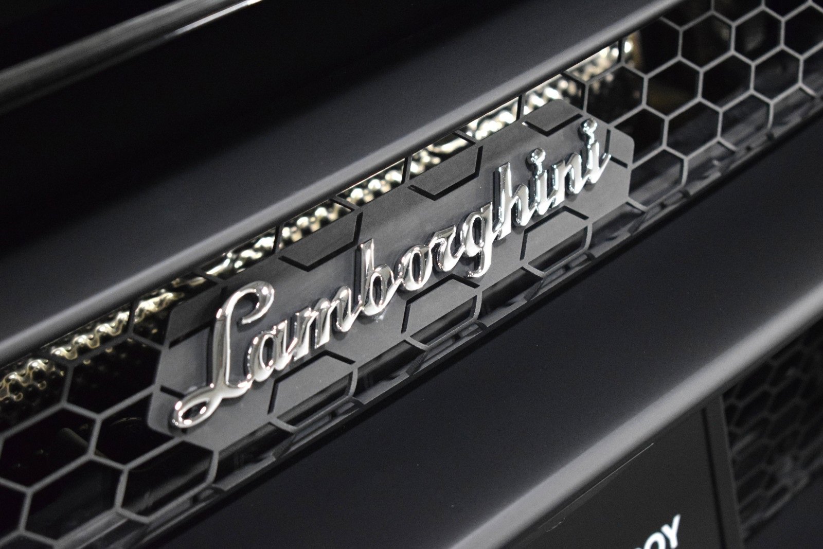 Used 2023 Lamborghini Huracan EVO image 10