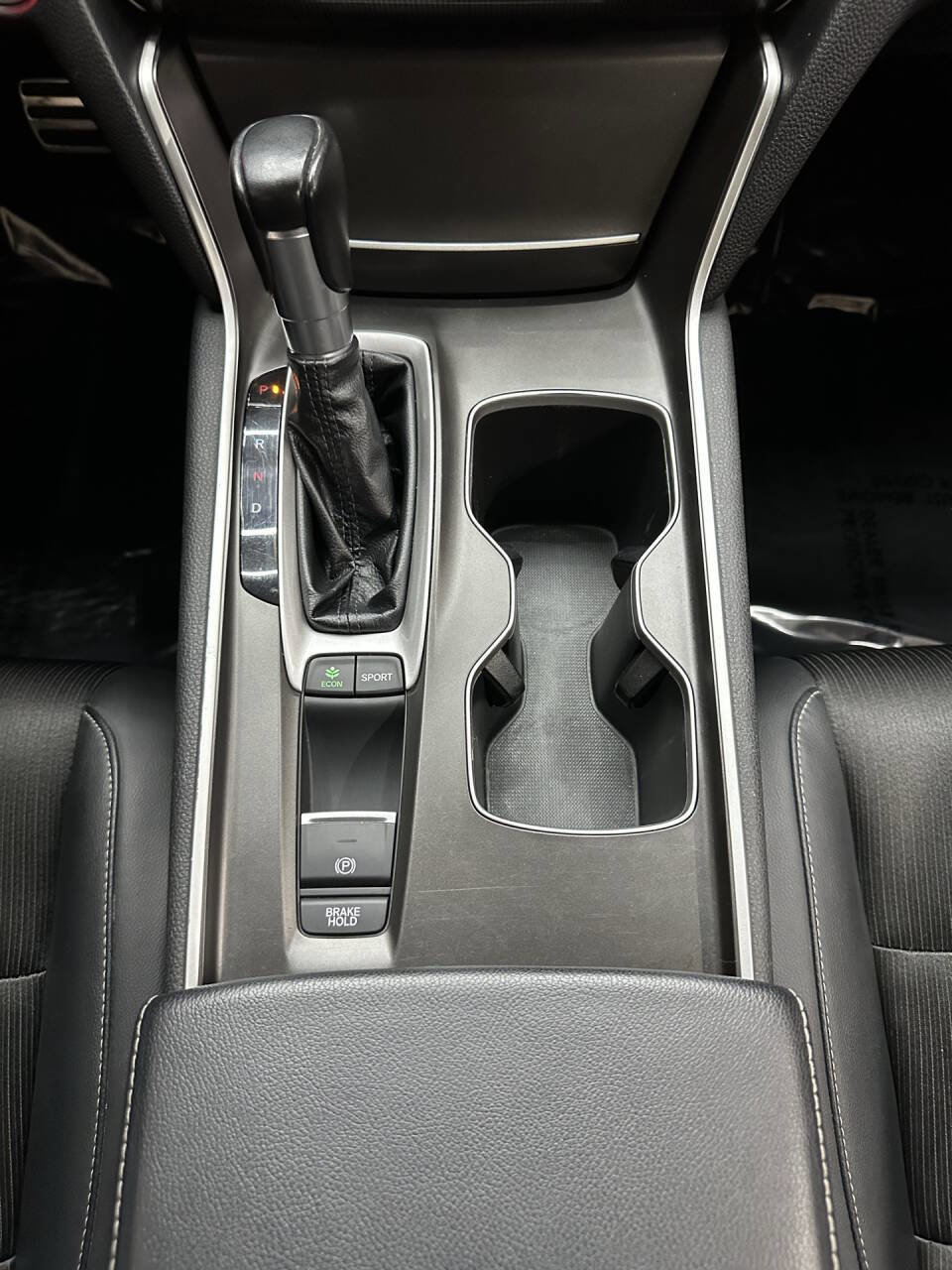 Used 2018 Honda Accord Sport image 27