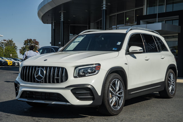 Used 2022 Mercedes-Benz GLB 35 AMG 4MATIC image 3