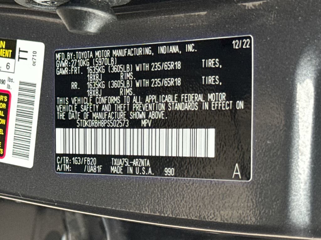 Used 2023 Toyota Highlander LE AWD/4WD image 49