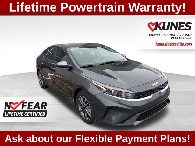 Used 2024 Kia Forte LXS FWD image 3