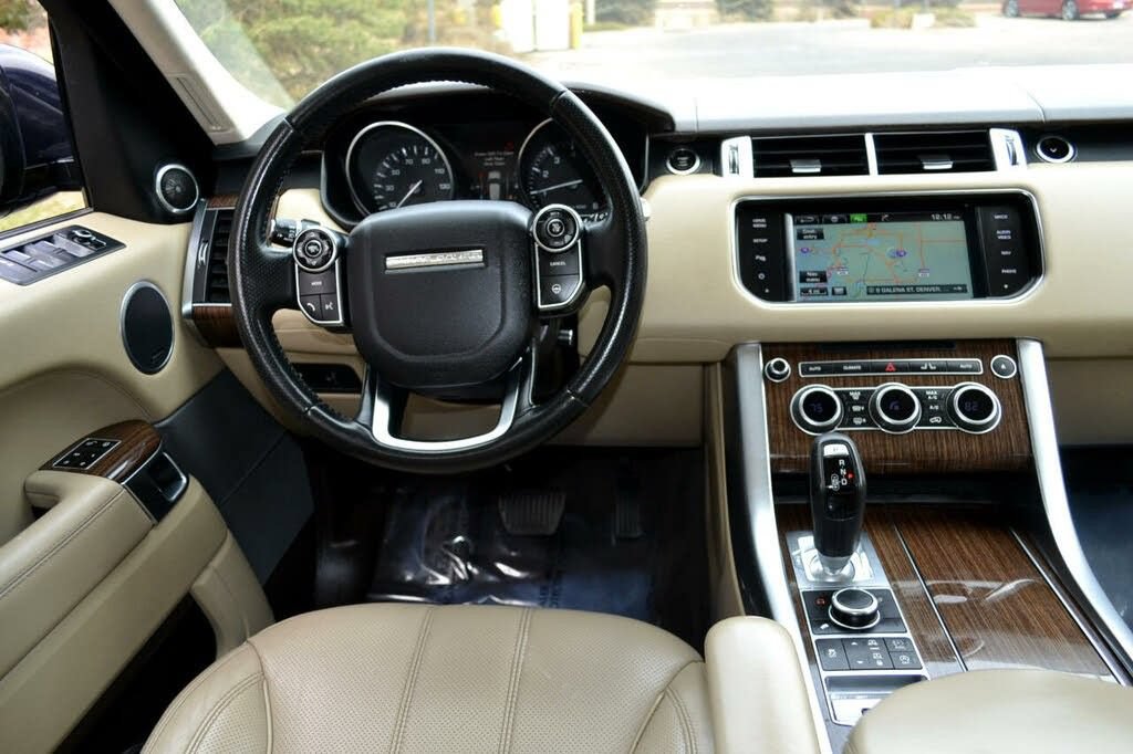 Used 2015 Land Rover Range Rover Sport HSE AWD/4WD image 22