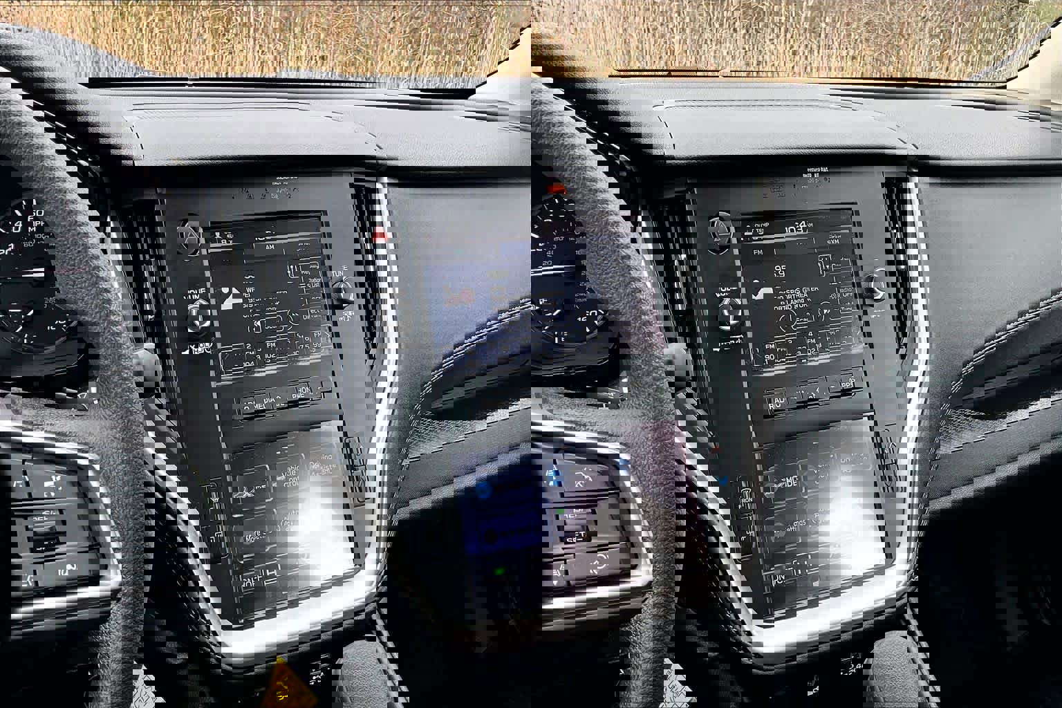 Used 2025 Subaru Outback AWD/4WD image 7