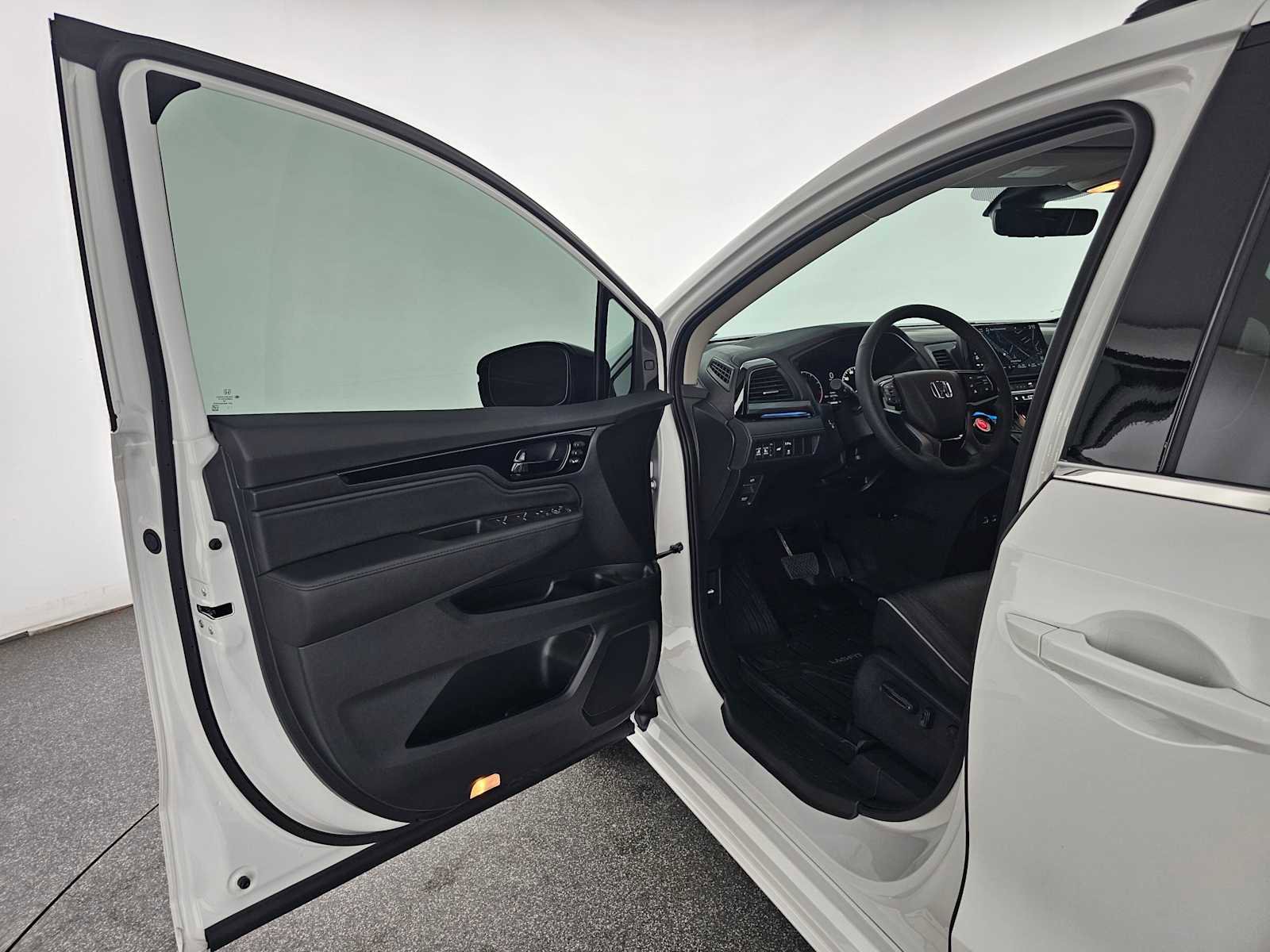 Used 2026 Honda Odyssey Elite image 21