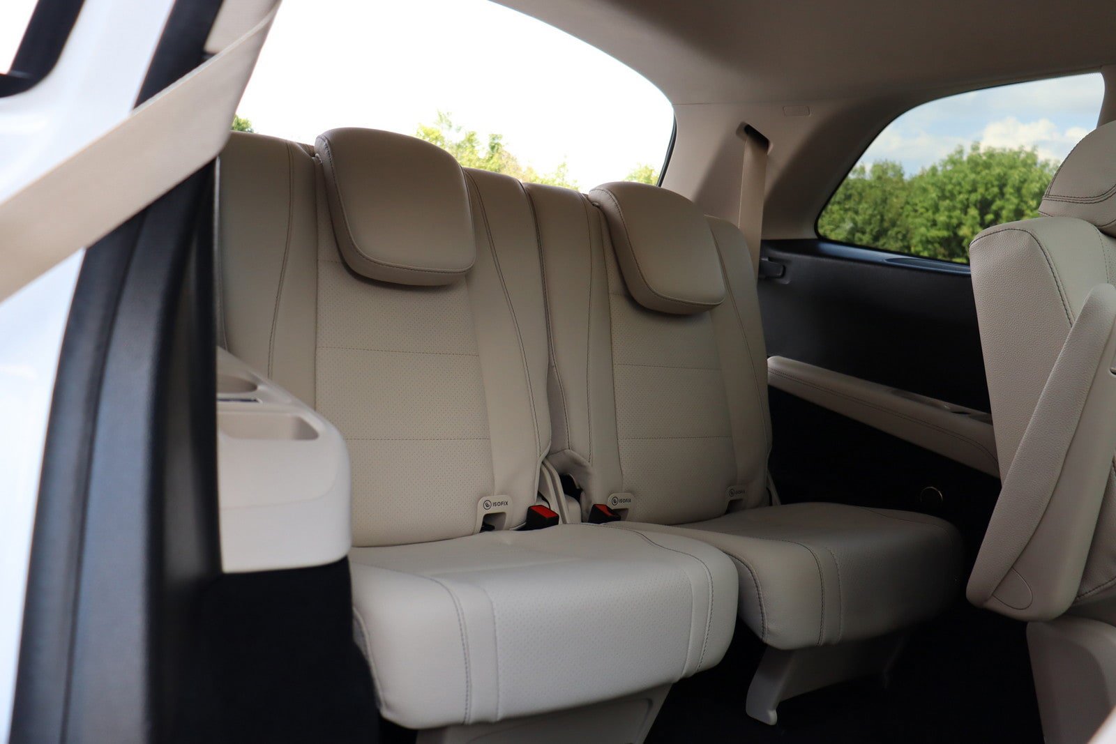 Used 2024 Mercedes-Benz GLS 450 4MATIC image 16