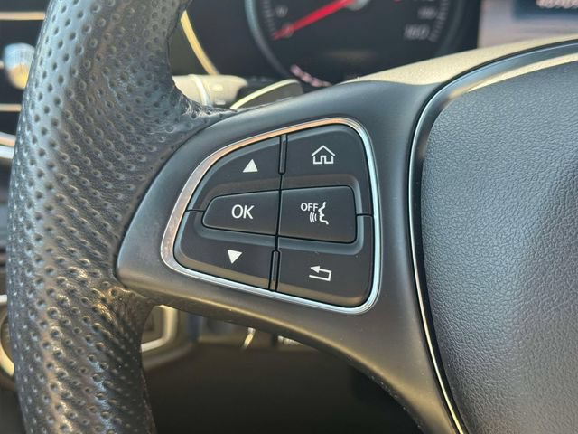 Used 2018 Mercedes-Benz GLC 300 4MATIC image 27