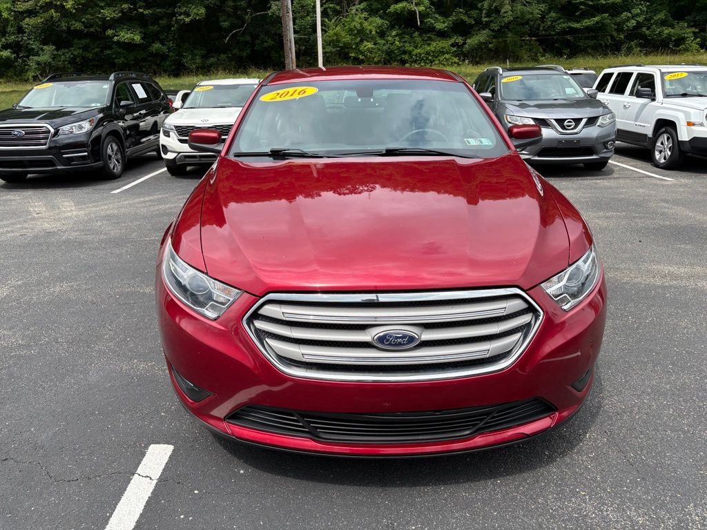 Used 2016 Ford Taurus SEL w/ Equipment Group 201A AWD/4WD image 8