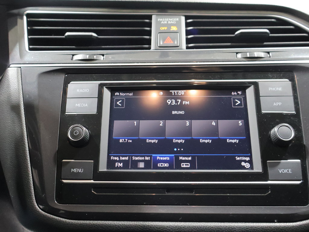 Used 2021 Volkswagen Tiguan S AWD/4WD image 24