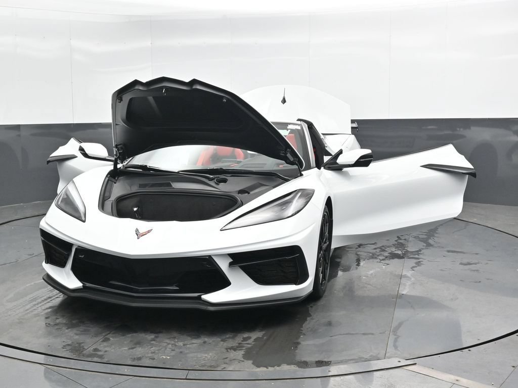 Used 2023 Chevrolet Corvette Stingray Premium Conv w/ Z51 Performance Package RWD image 50