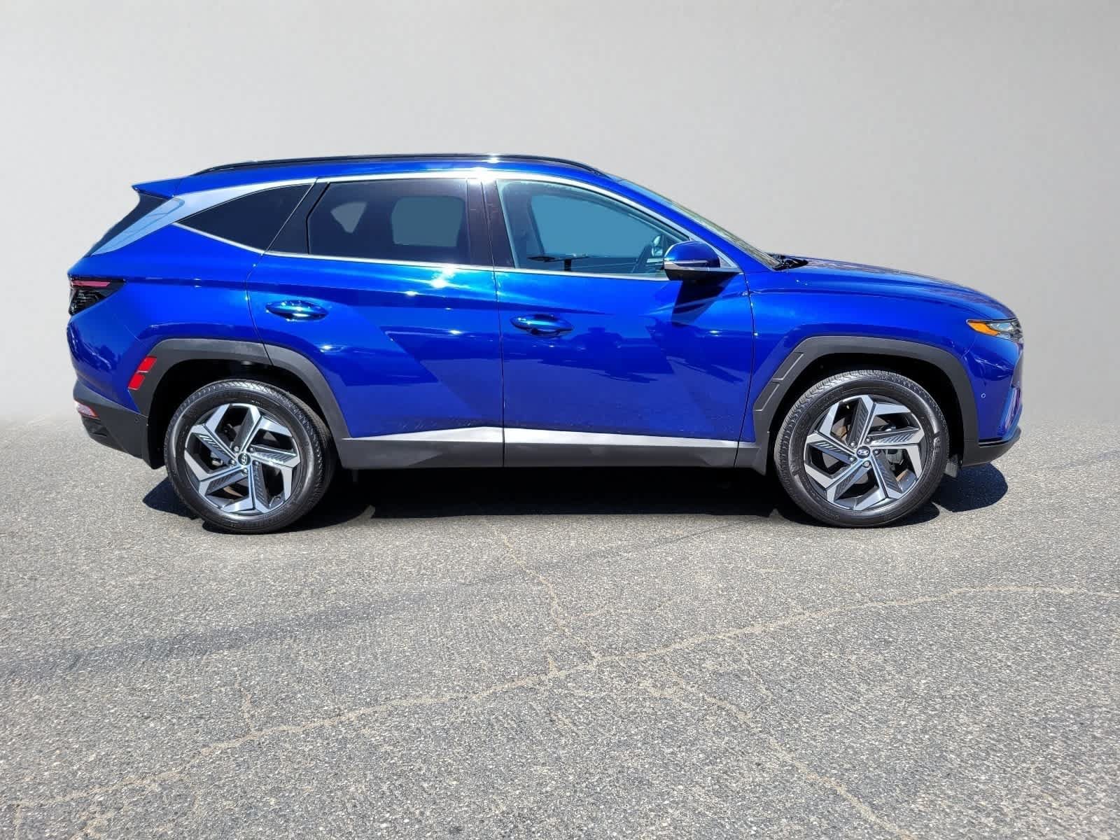 Used 2023 Hyundai Tucson Limited AWD/4WD image 4