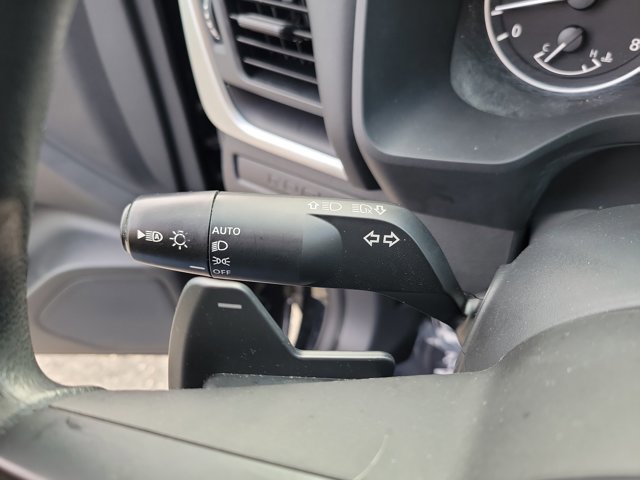 Used 2024 Nissan Rogue S FWD image 23