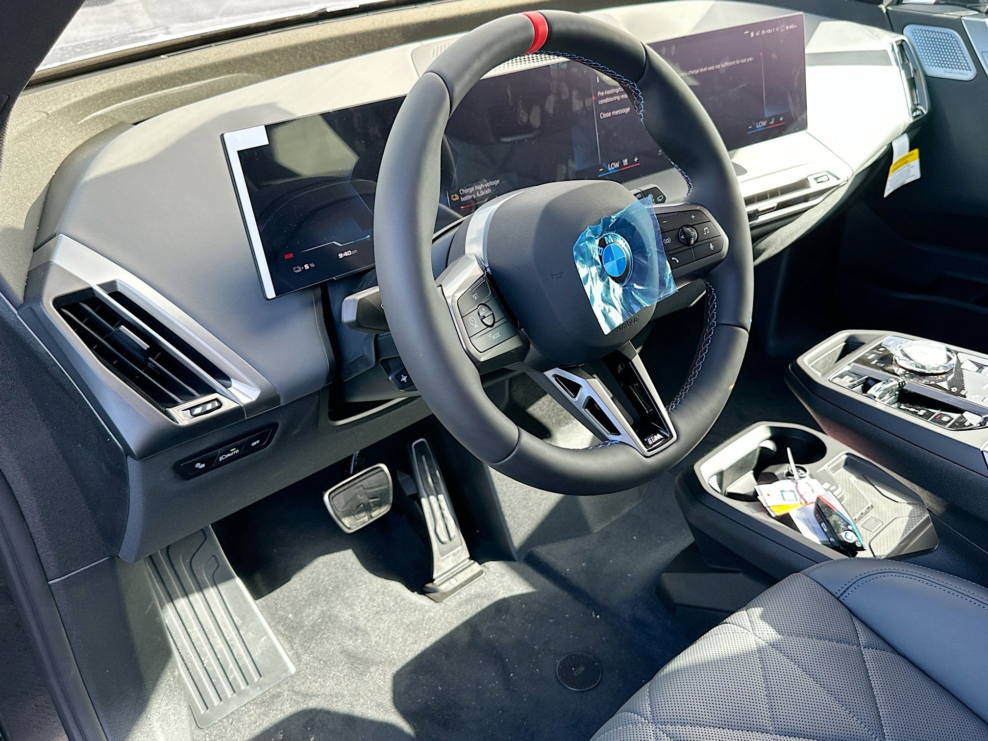 New 2026 BMW iX M70 image 7