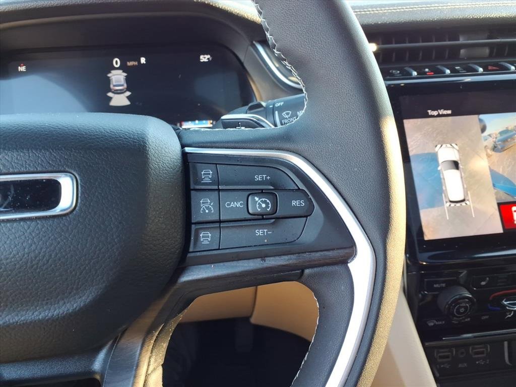 Certified 2024 Jeep Grand Cherokee L Limited w/ Luxury Tech Group II image 23