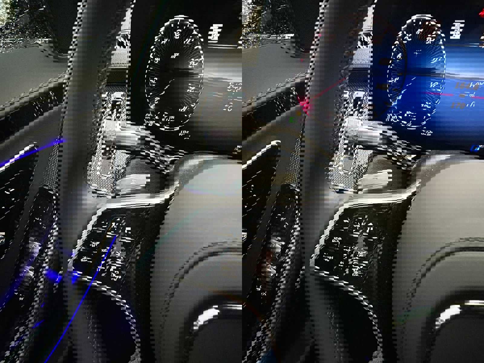 Used 2024 Mercedes-Benz S 500 4MATIC image 34