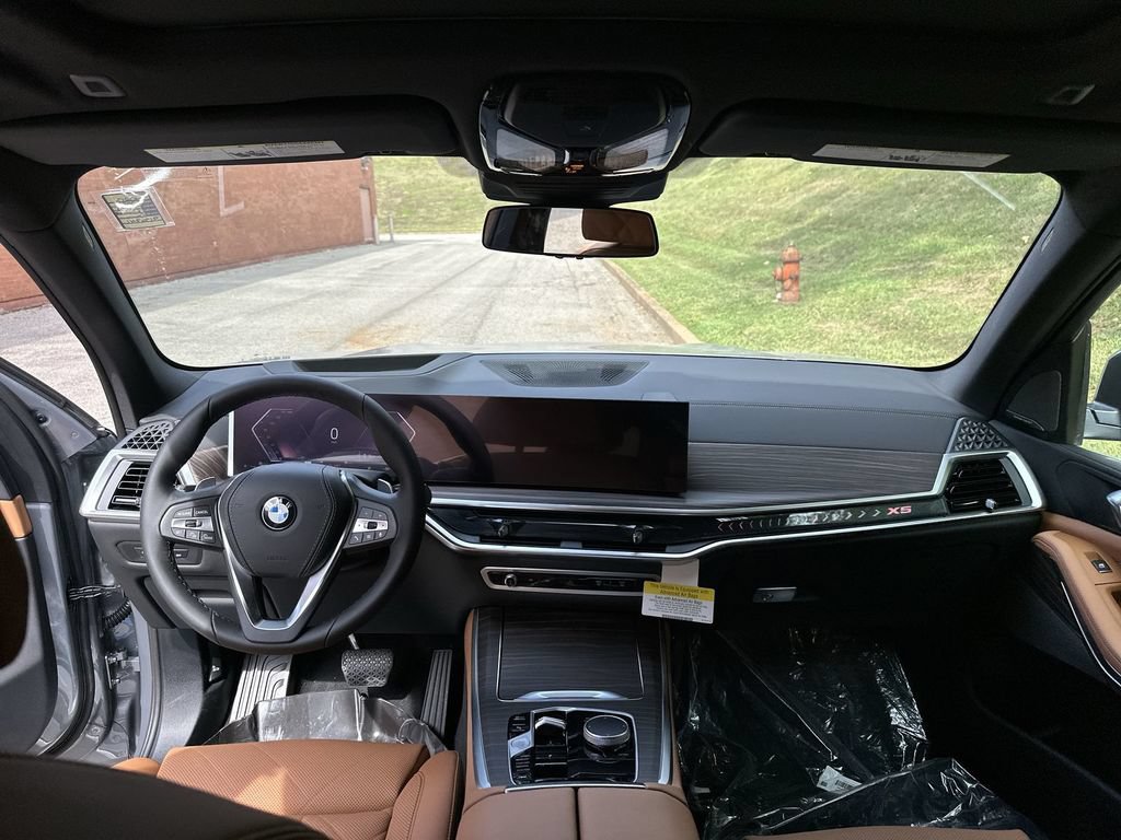 Used 2026 BMW X5 xDrive40i AWD/4WD image 21