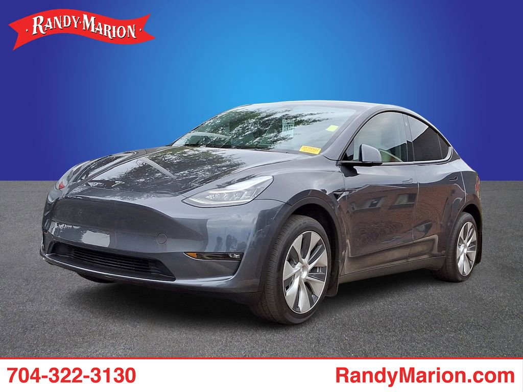Used 2023 Tesla Model Y Long Range AWD/4WD image 1