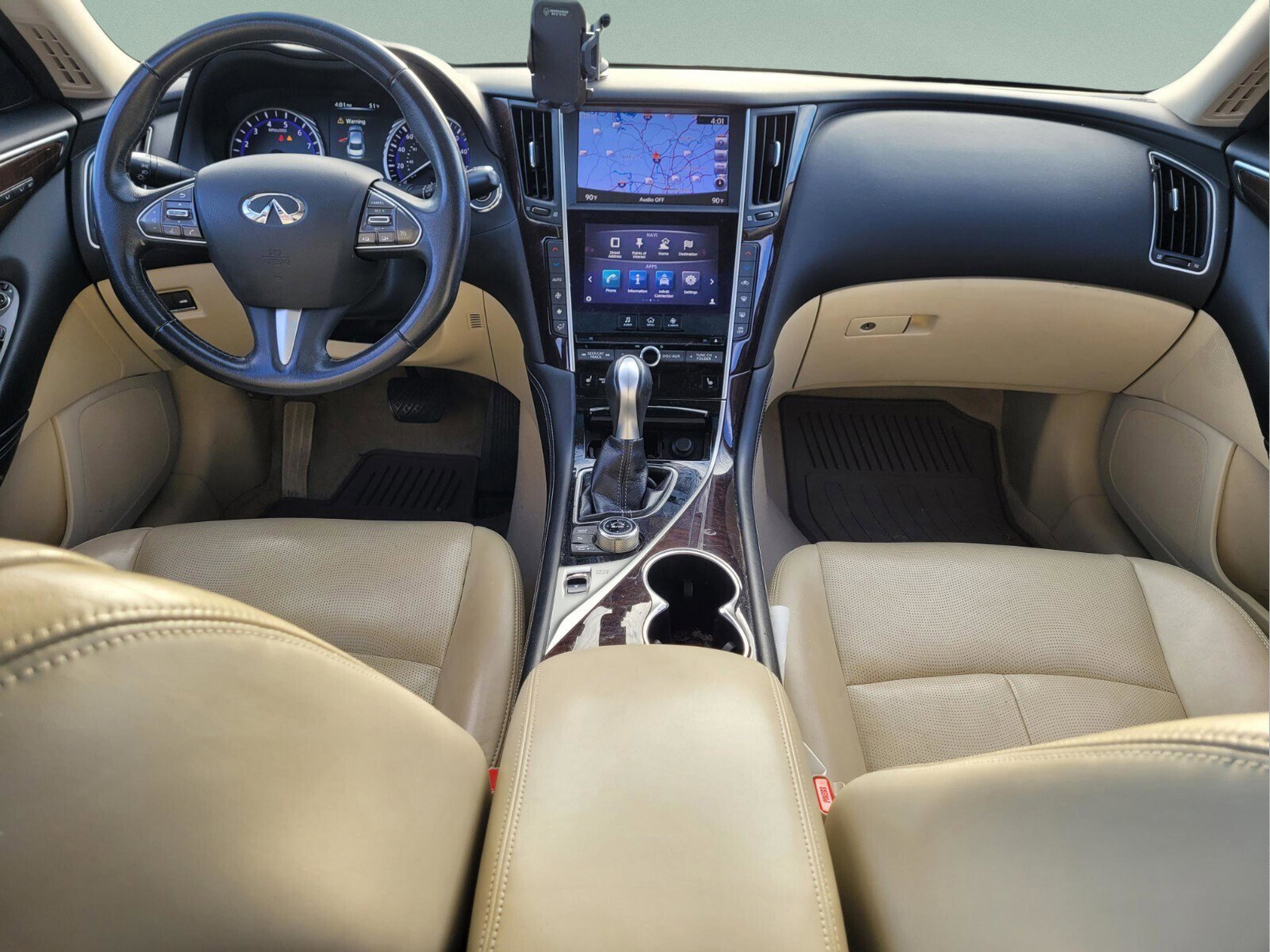 Used 2015 INFINITI Q50 Premium w/ Deluxe Touring Package image 11