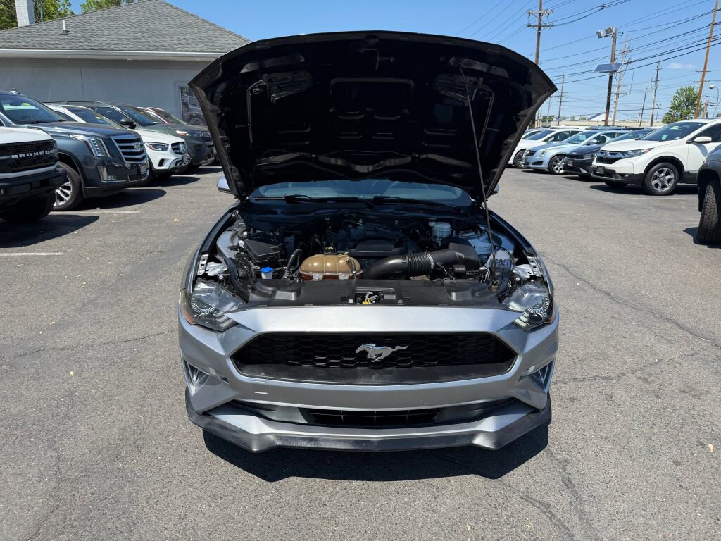 Used 2020 Ford Mustang Premium RWD image 30