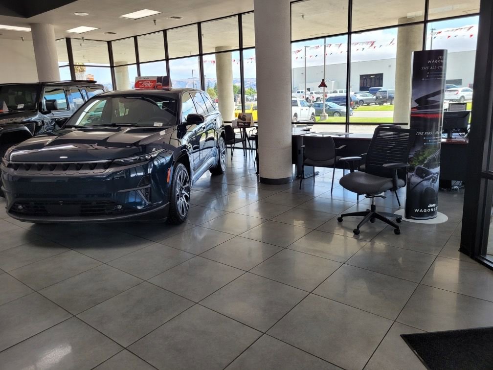 Used 2021 Toyota Camry LE image 33