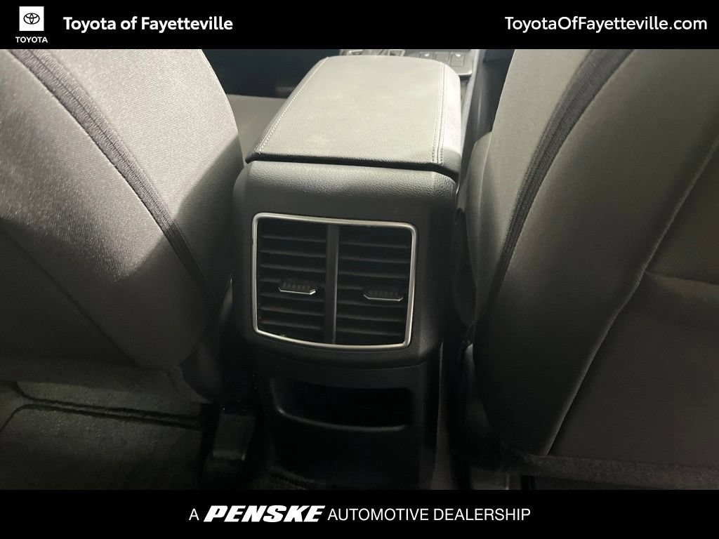 Used 2025 Kia Sportage LX AWD/4WD image 9