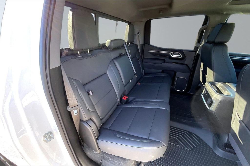 New 2026 Chevrolet Silverado 1500 LTZ w/ LTZ Premium Package image 10