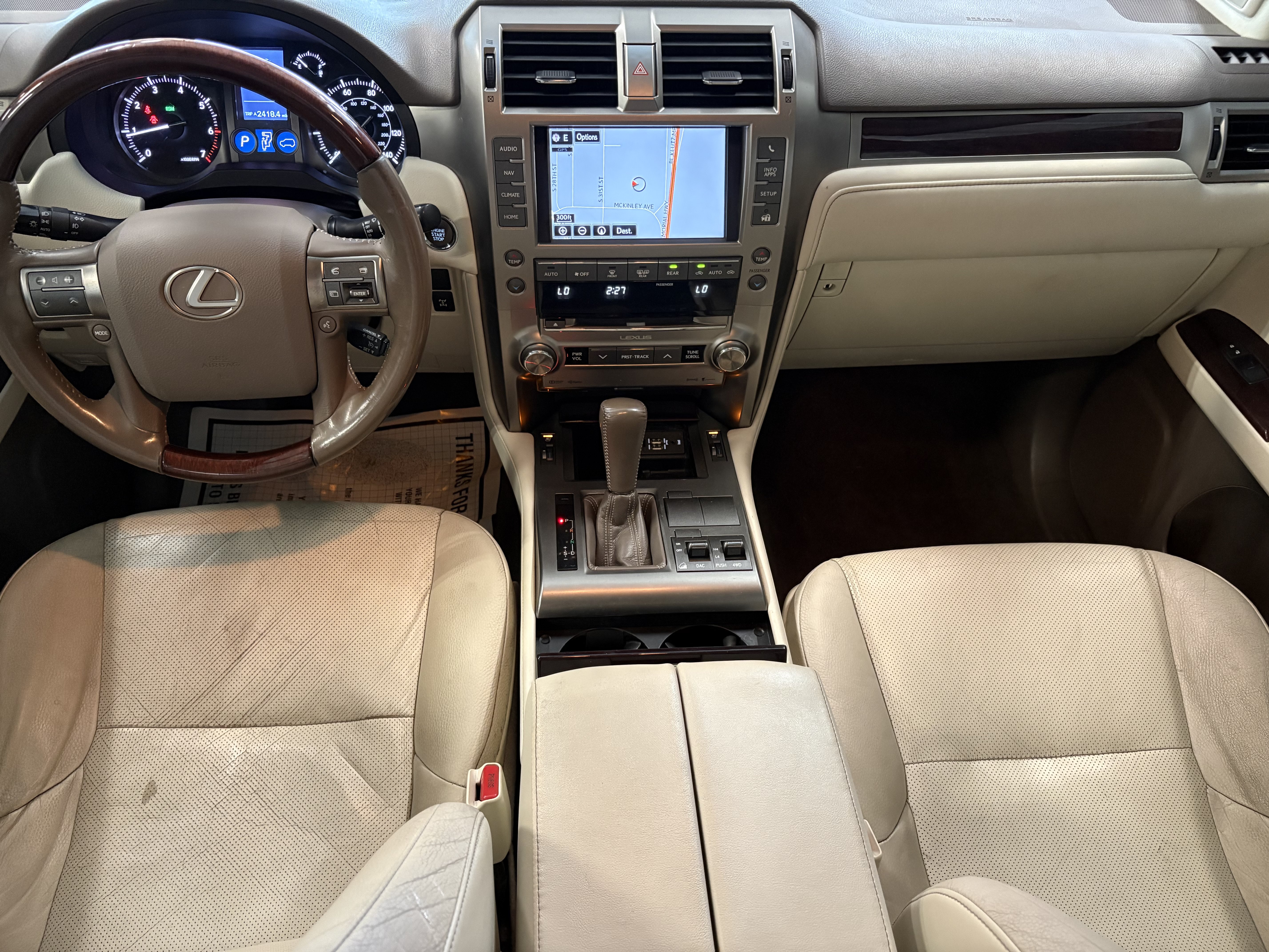 Used 2016 Lexus GX 460 w/ Premium Package AWD/4WD image 13