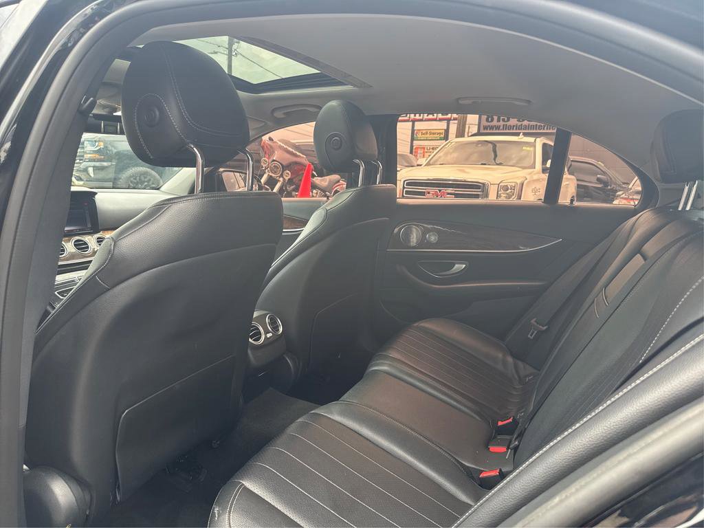 Used 2018 Mercedes-Benz E 300 image 10