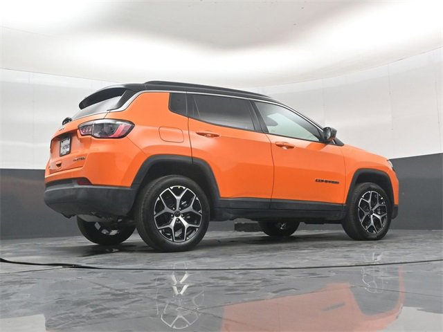 New 2026 Jeep Compass Limited image 39