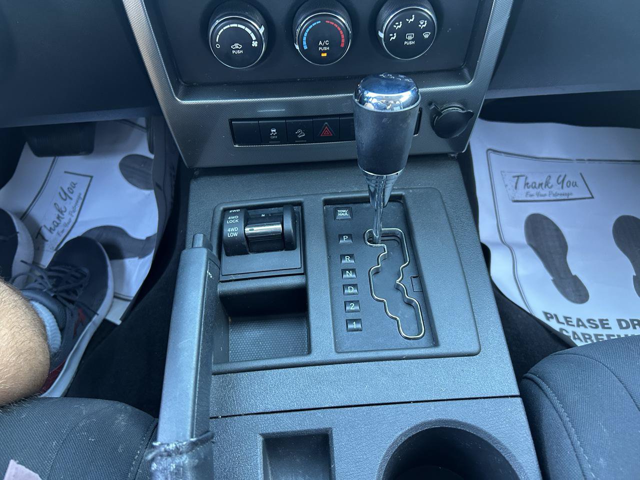 Used 2010 Jeep Liberty Sport w/ Popular Equipment Group AWD/4WD image 22